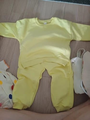 Customer photo review of Flower Smile Patch Jogger Set