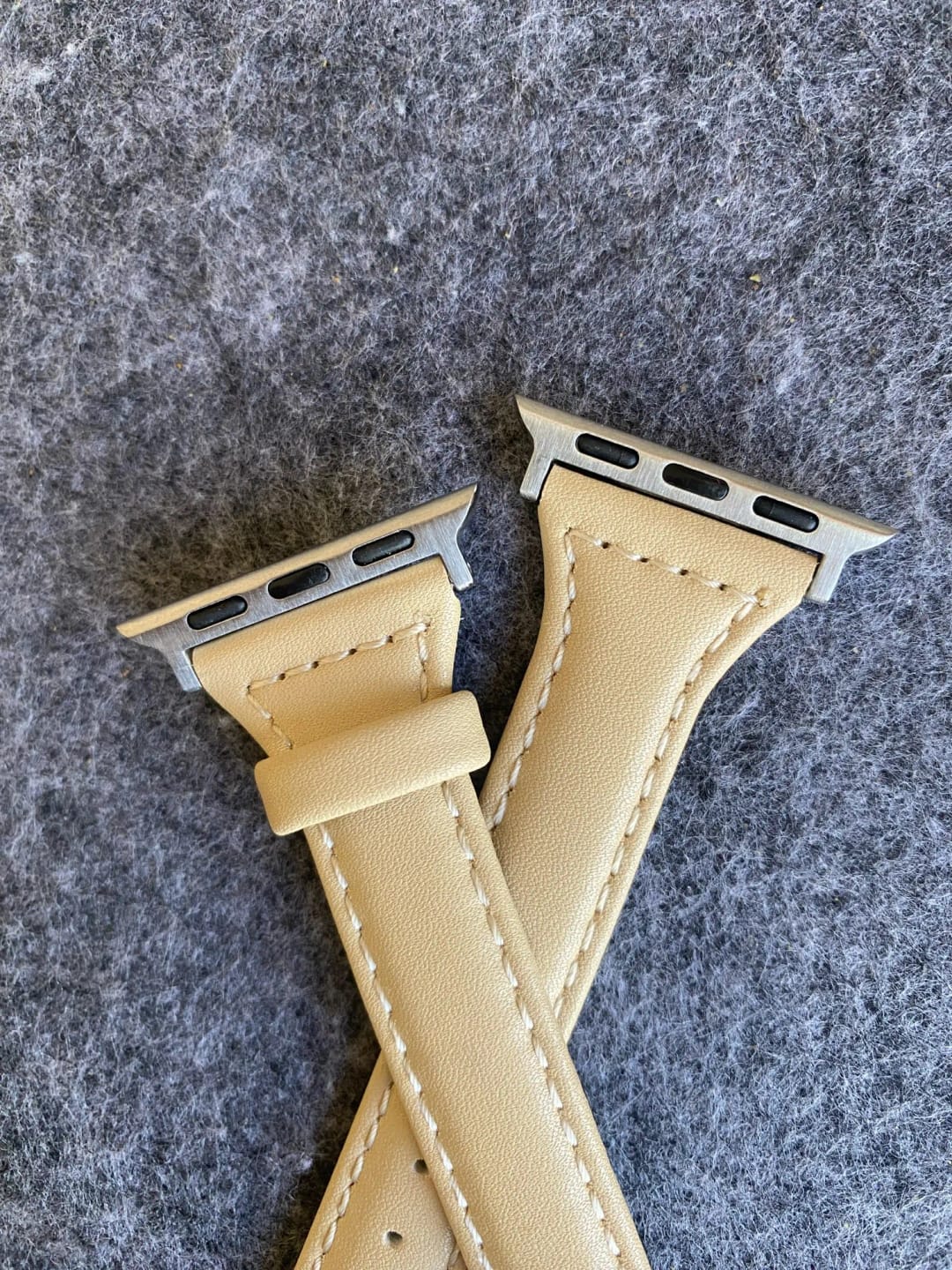 Customer photo review of Bracelet cuir Apple Watch