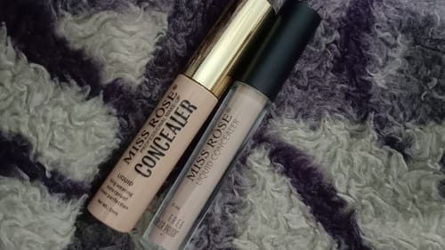 Customer photo review of Miss Rose Perfect Cover 24H Hydrating Concealer
