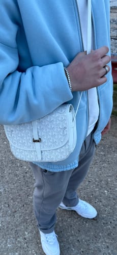 Customer photo review of TENNISBOY BRACELET. - 4MM WHITE GOLD