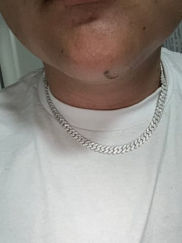 Customer photo review of 8MM Moissanite Prong Cuban Link Chain 14K Gold