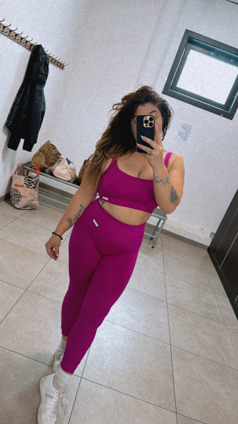 Customer photo review of Leggings All-Up Purple