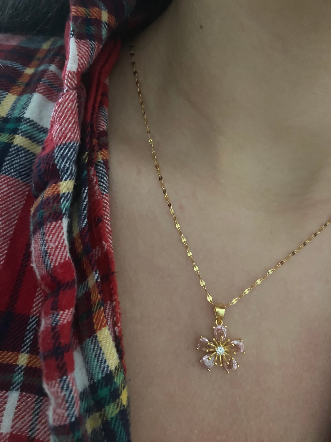 Customer photo review of Sakura Flower Kette | 925 Echtsilber