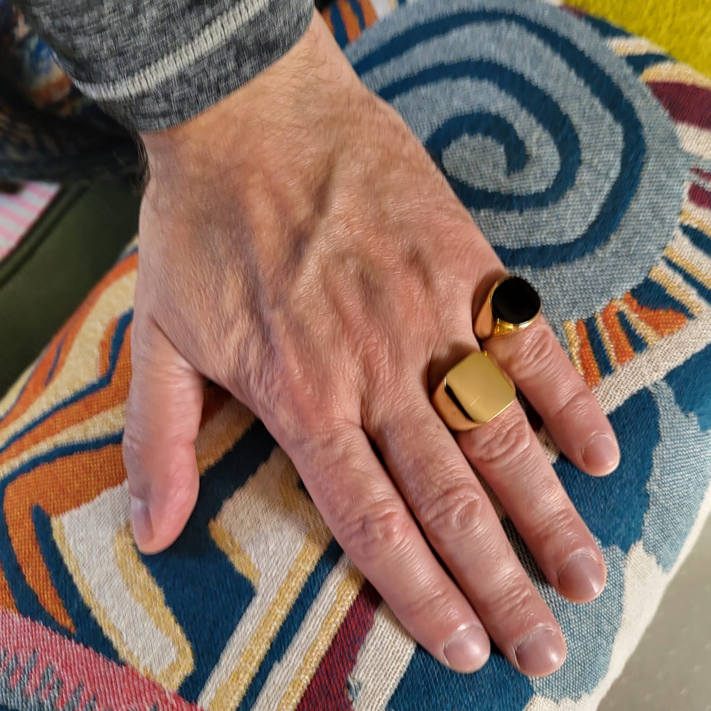 Customer photo review of SQUARE. - GOLD
