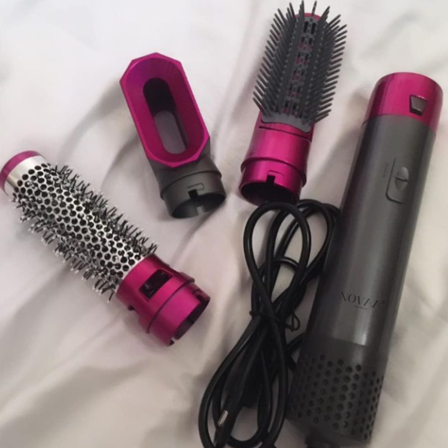 Customer photo review of Brosse Sèche-Cheveux Ionique nickel/fuchsia | Novaa® Hair Dryer Multistyler 5-en-1