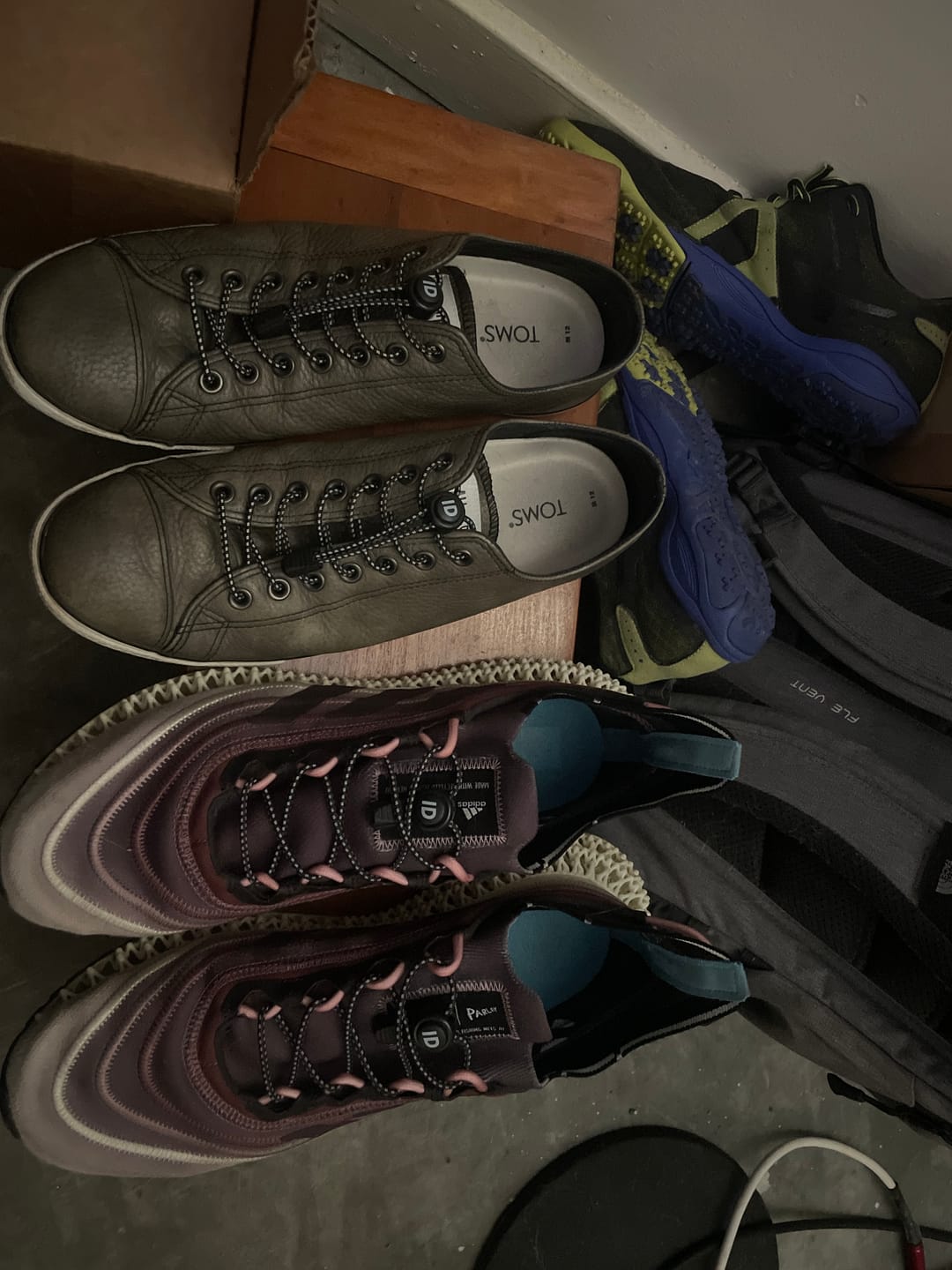 Customer photo review of Indestructible No-tie Shoelaces - Upsell