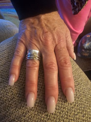 Customer photo review of Fidget Sunflower and Bee Ring Sterling Silver
