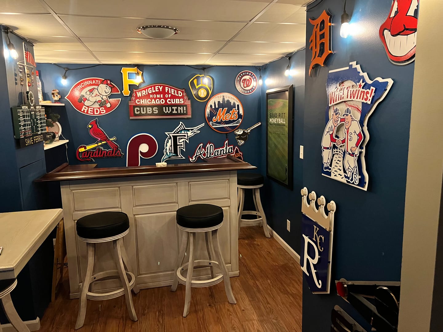 Customer photo review of St. Louis Cardinals "BIRD on a BAT" Logo 3D Metal Wall Art
