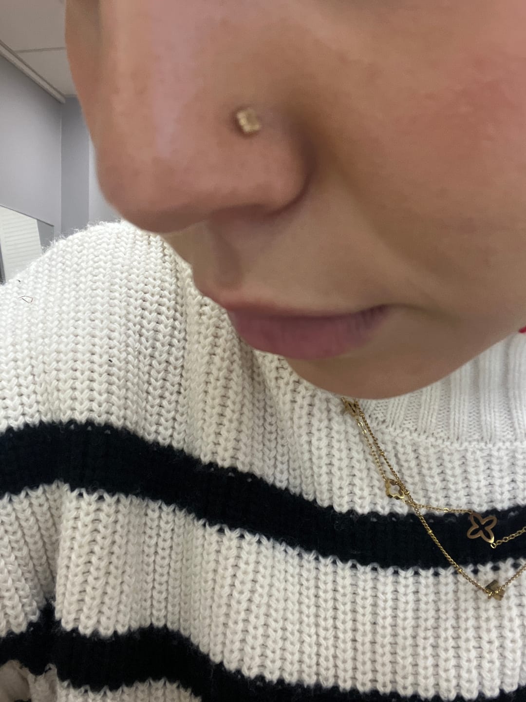 Customer photo review of Spiral Square Nasenstecker | Titan
