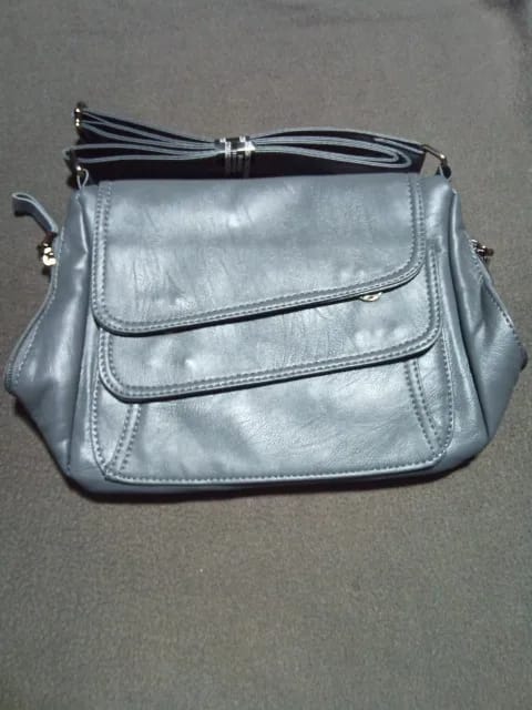 Customer photo review of Women's Leather Messenger Shoulder Crossbody Bag