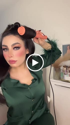 Customer video review of Volumewave heated brush