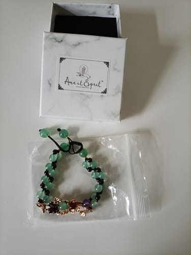 Customer photo review of Bracelet Délicat Fleur De Coquillage En Jade Doré