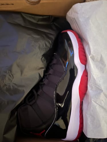 Customer photo review of Air Jordan 11 retro