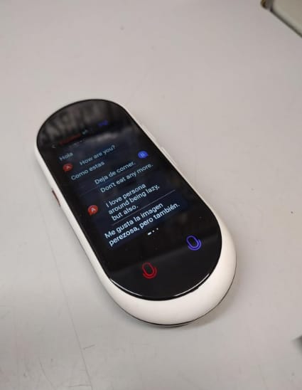 Customer photo review of Vormor Z8 Language Translator Device 138 National Languages Intelligent Translator Real-time Voice, Recording, Text Translation Device