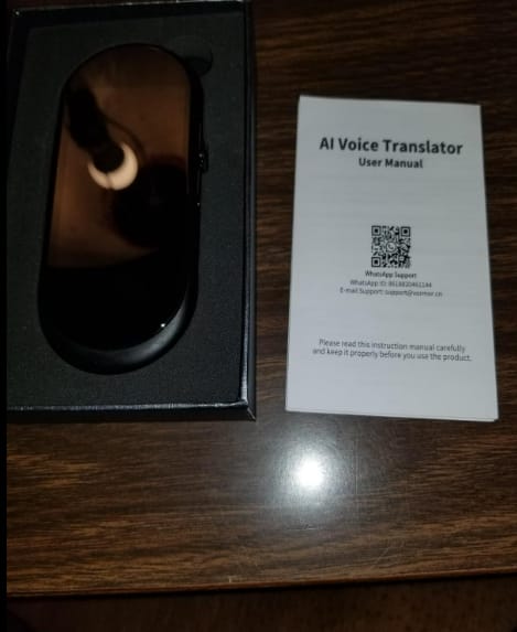 Customer photo review of Vormor Z8 Language Translator Device 138 National Languages Intelligent Translator Real-time Voice, Recording, Text Translation Device