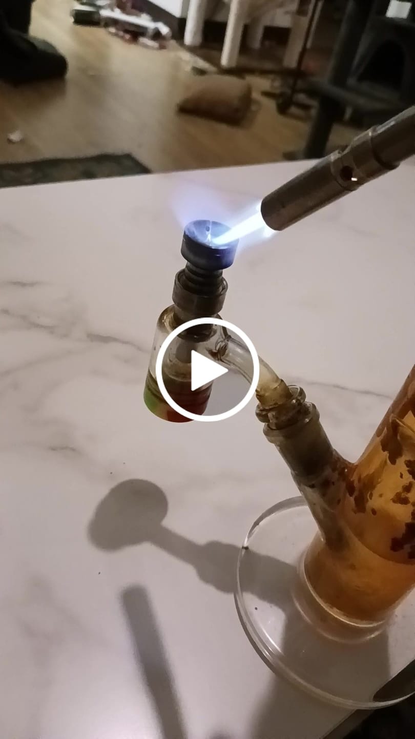 Customer video review of TITANIUM 6 IN 1 SKILLET DAB NAIL