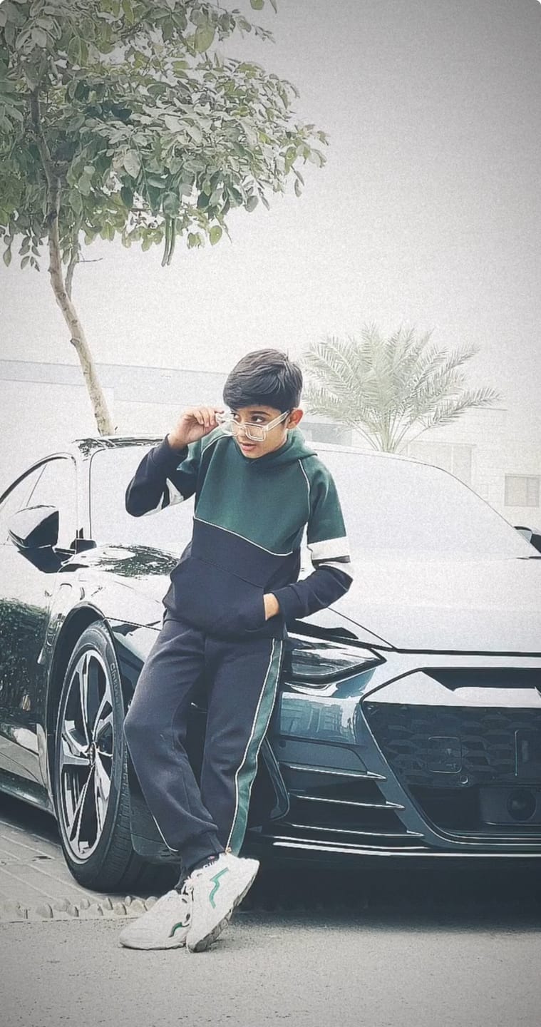 Customer photo review of Premium Quality Cut & Sew Style Fleece Tracksuit For Kids
