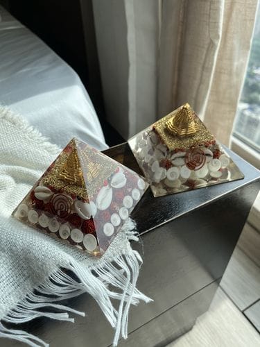 Customer photo review of Laxmi Pyramid