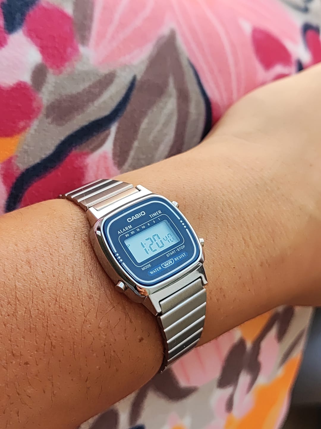 Customer photo review of Reloj Casio Vintage LA670WA-2DF Plateado Azul