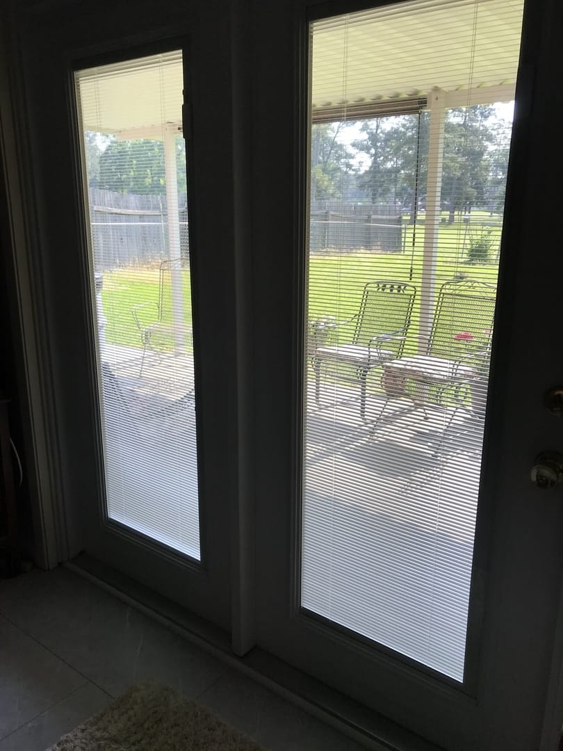 Customer photo review of Blink Enclosed Blinds - 24" x 66" Frame Kit