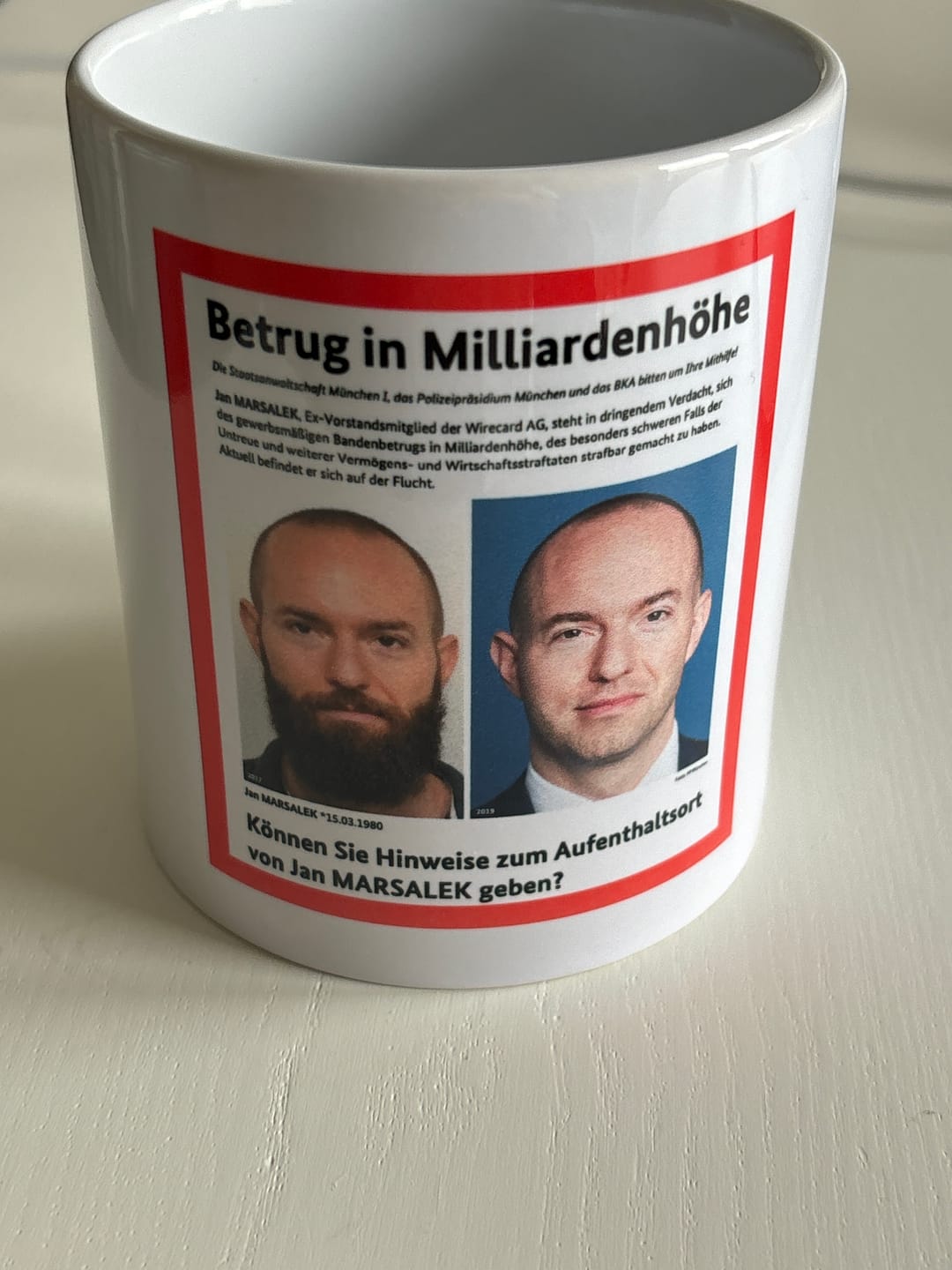 Customer photo review of Jan Marsalek Fahndung MEME | TASSE