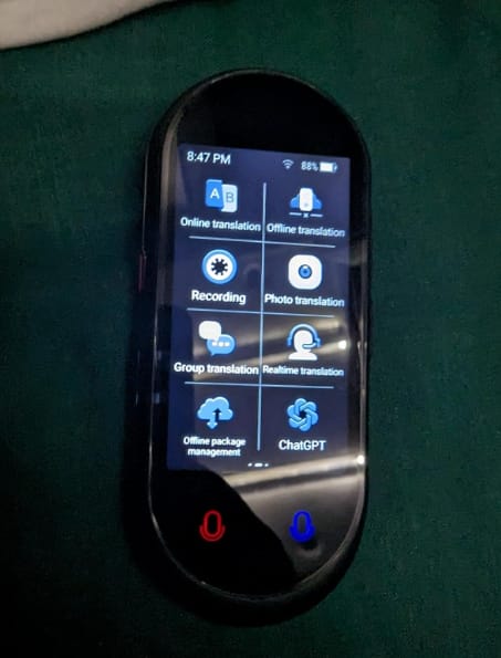 Customer photo review of Vormor Z8 Language Translator Device 138 National Languages Intelligent Translator Real-time Voice, Recording, Text Translation Device