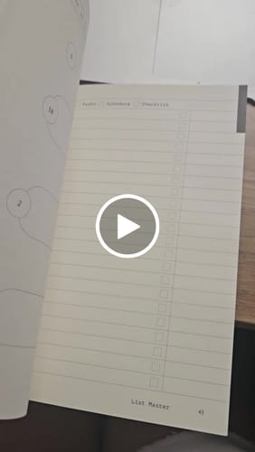 Customer video review of Fast Brain Daily Productivity Planners - Quarterly Set