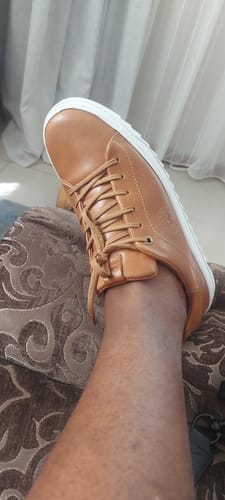 Customer photo review of Canyon Cruiser Sneakers