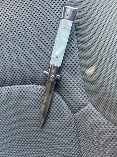 Customer photo review of Mystery Knives Box™