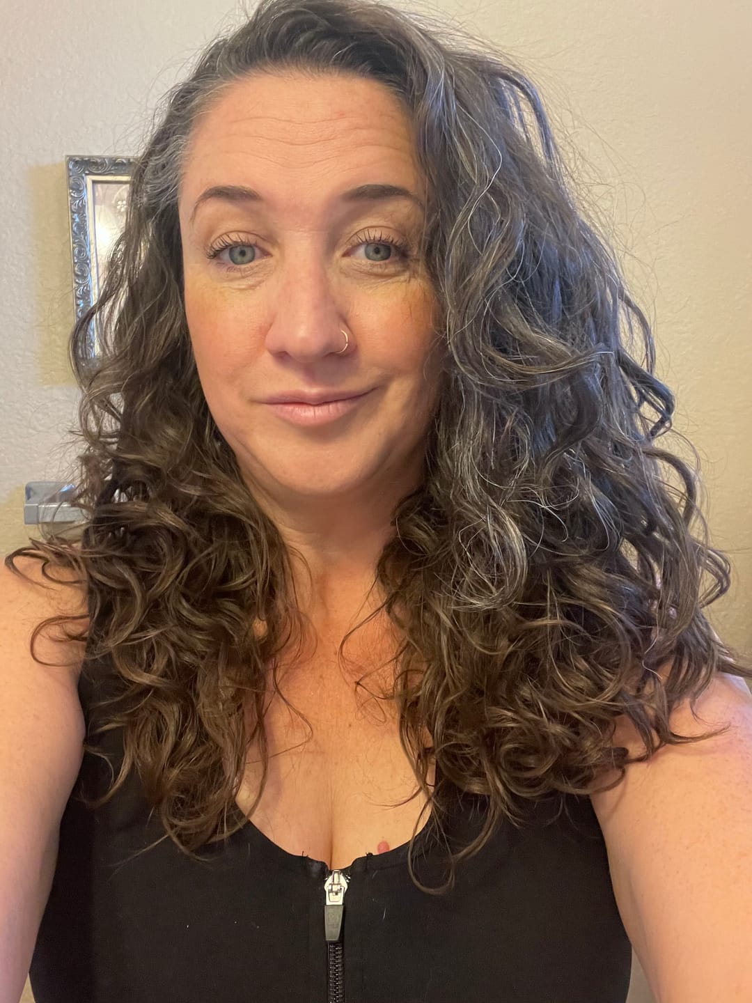 Customer photo review of AlignMe™ Zipper Posture Sports Bra For Women
