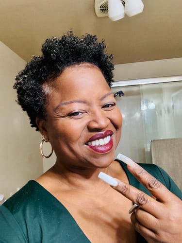 Customer photo review of Deep Conditioner - Anti Frizz - Luscious Lotus