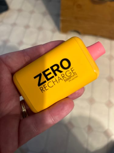 Customer photo review of Mango Lychee - Fume Recharge Zero