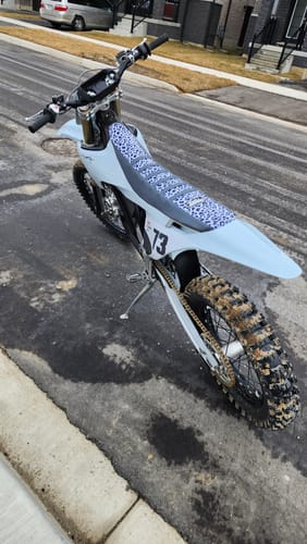 Customer photo review of Custom Seat Cover: Stark Varg