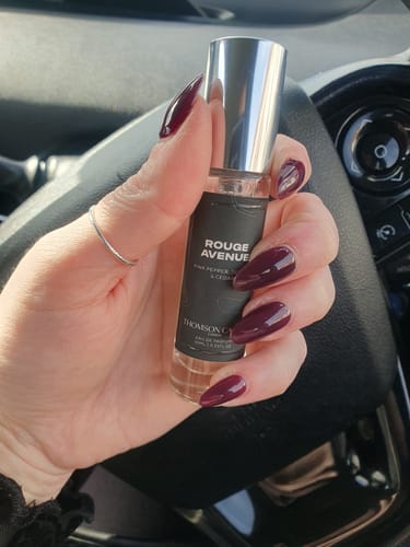 Customer photo review of Rouge Avenue | Eau de Parfum