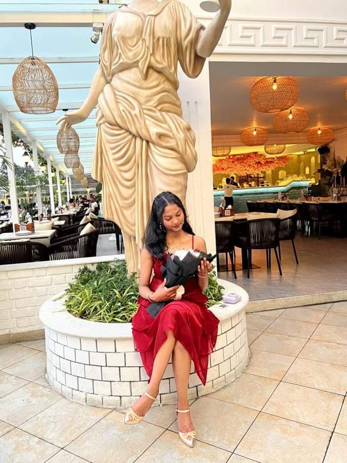 Customer photo review of Scarlet Showstopper Dress