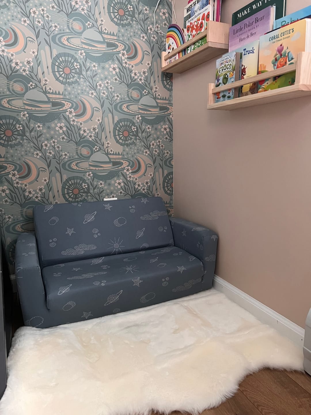 Customer photo review of Sheepskin Rug for Babies, 100% Natural, Shorn Lambskin Wool, 2 x 3 Feet, Ivory