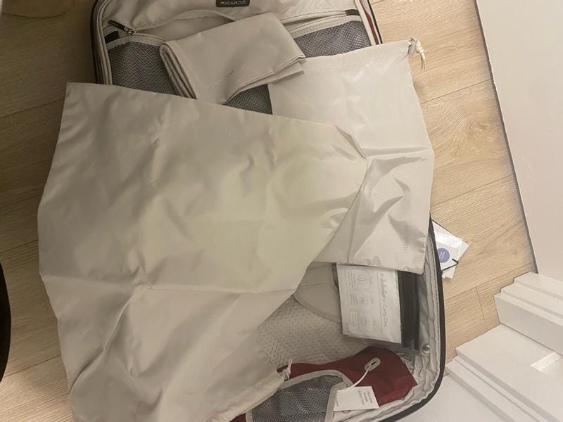 Customer photo review of Rodeo Drive 2.0 Softside Carry-On Expandable Spinner