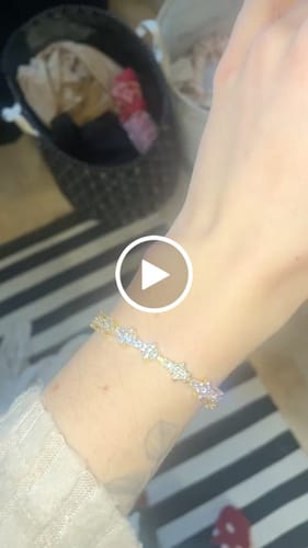 Customer video review of HONEYCOMB BRACELET. - 3MM 18K GOLD