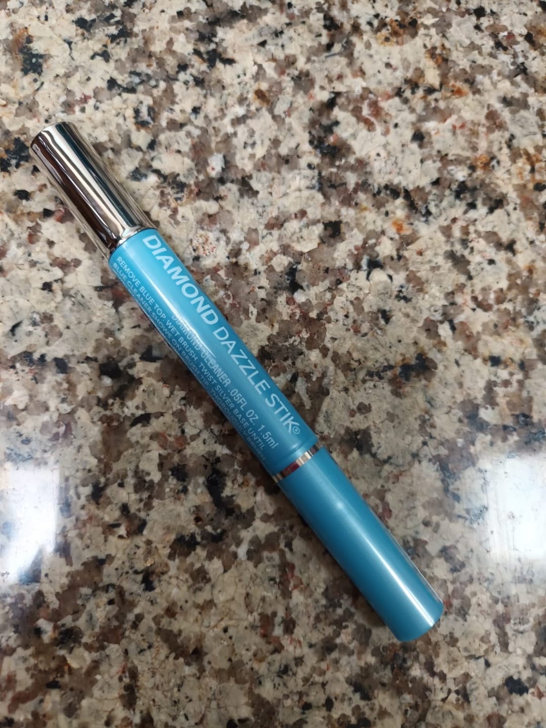 Customer photo review of Limpiador de Diamantes "Connoisseurs Diamond Dazzel Stik"