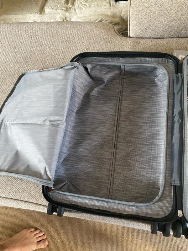 Customer photo review of Montecito 2.0 Hardside Carry-On Expandable Spinner