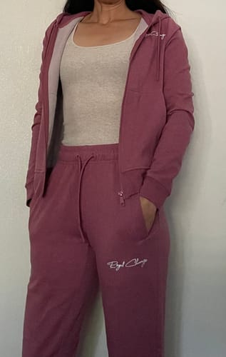 Customer photo review of Women's Fleece Jogger