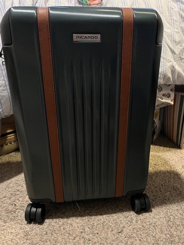 Customer photo review of Montecito 2.0 Hardside Carry-On Expandable Spinner