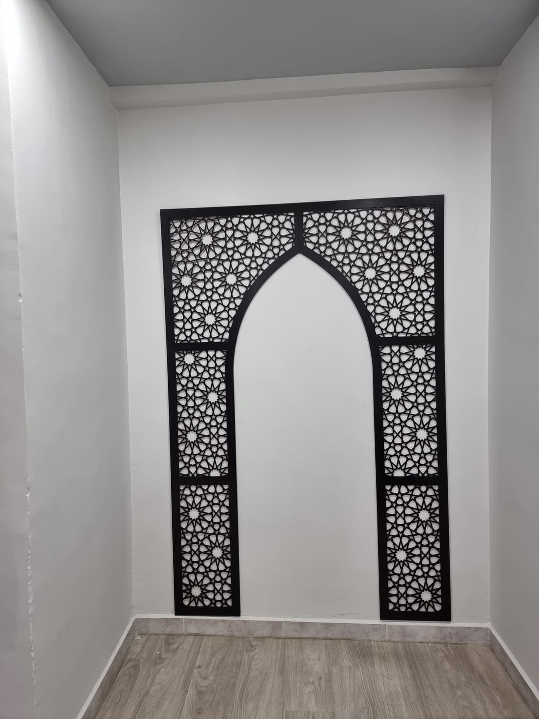 Customer photo review of Mihrab Islamic Wall Art - Wood Islamic Home Decor
