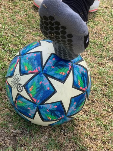 Customer photo review of Deploy V1 Grip Socks - Black