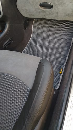 Grzegorz P. review of Dywaniki samochodowe na zamówienie - Przód i tył image 1 out of 3