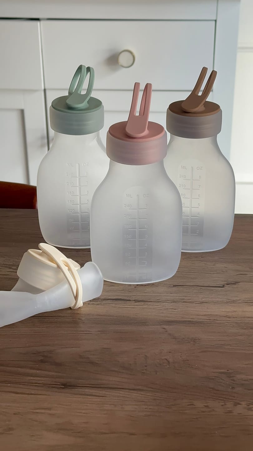 Customer photo review of Silicone Milk Storage Bottles
