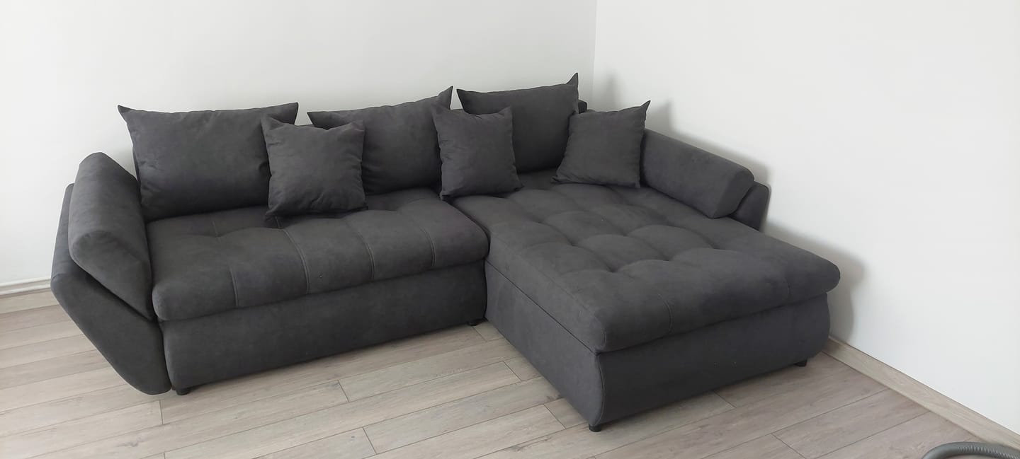 Customer photo review of Colțar extensibil cu ladă de depozitare si sezut confortabil din spuma HR, Loana Grafit II 270x185 cm