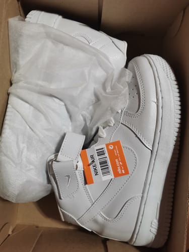 Customer photo review of Tenis 841 Blanco Total