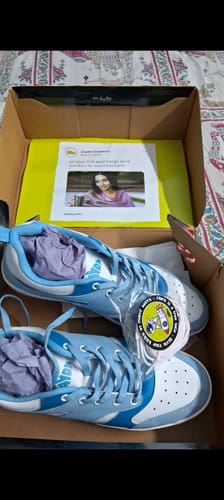 Customer photo review of LOUIS Sea Blue Men's casual sneaker