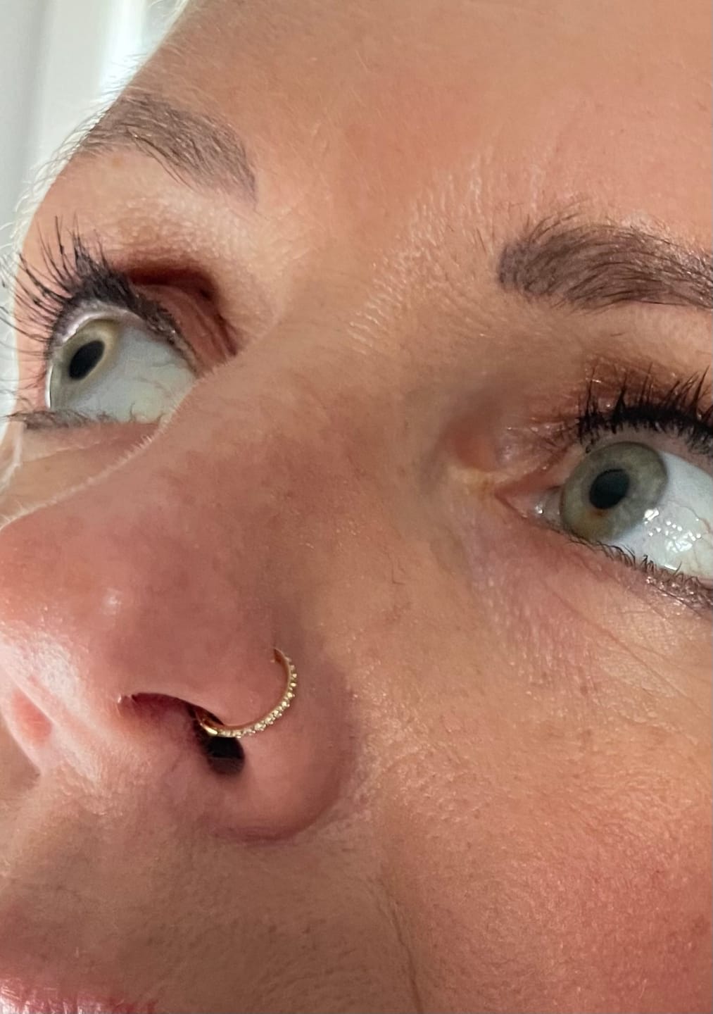 Customer photo review of Zircon Clicker | Nasen- & Ohrpiercing